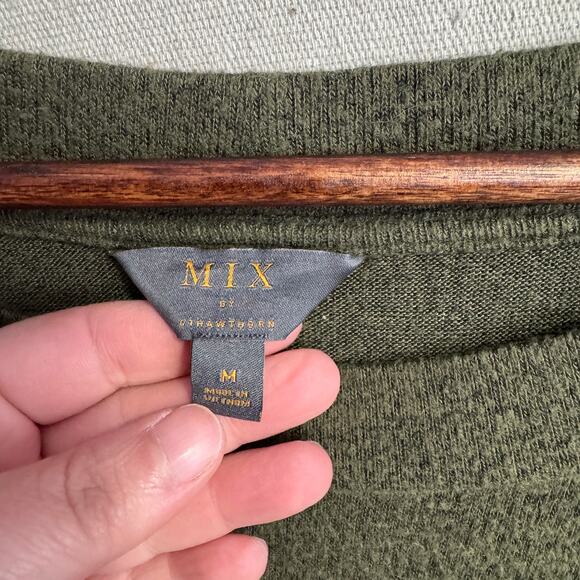 MIX by 41Hawthorn Top Size M Green Long Sleeve Pullover Soft Lightweight Knit - Picture 5 of 10